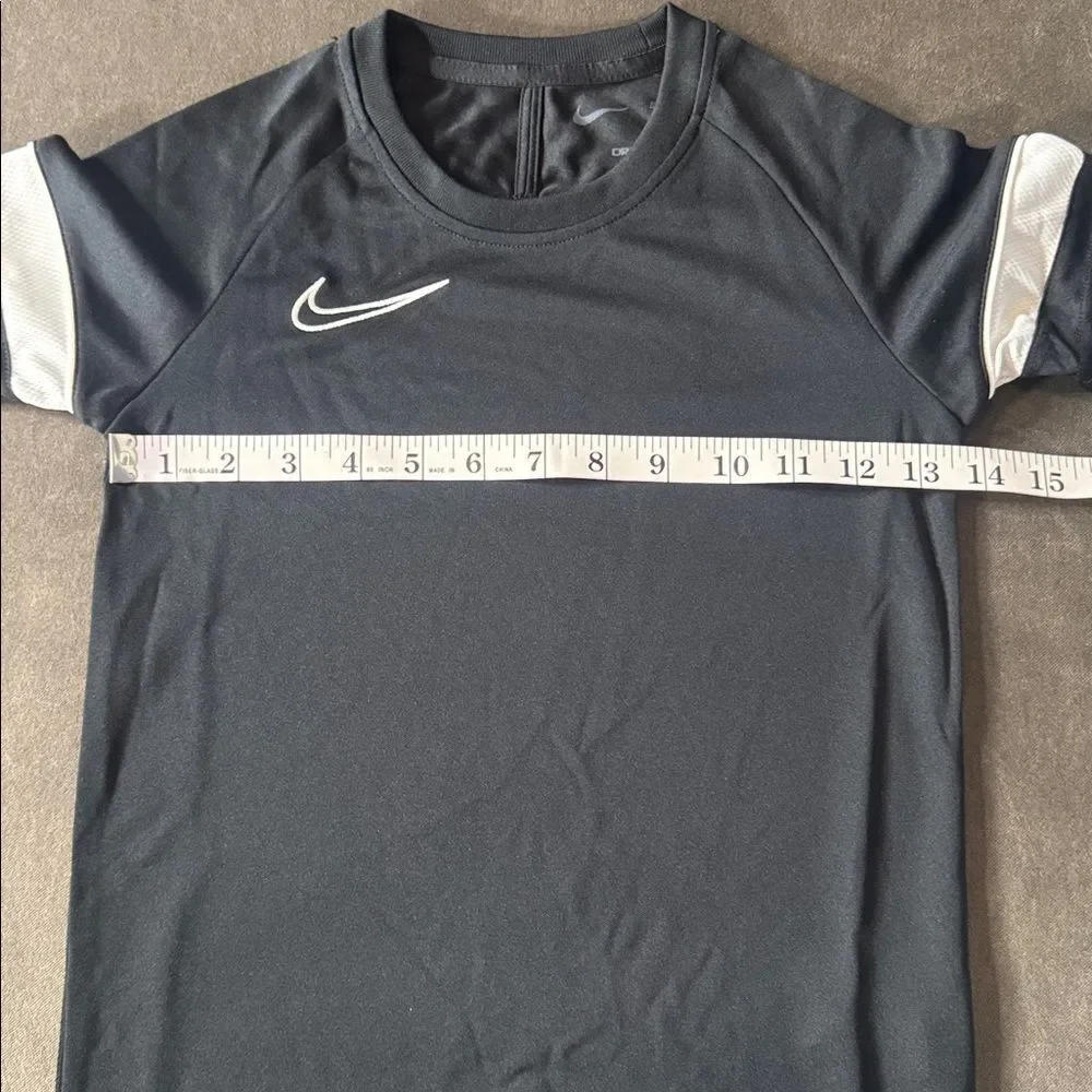Nike Kids Academy Soccer Jersey Black Short Sleeve Top DV2849-010 Dri-Fit XS NWT